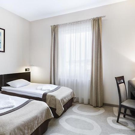 Hotel Picaro Zarska Wies Poludnie A4 Kierunek Polska 즈고르젤렉 외부 사진